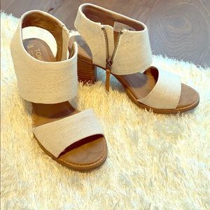 Toms sandles